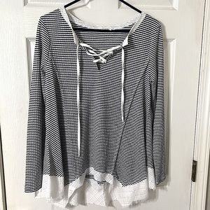 EUC Umgee raw hem long sleeve tunic